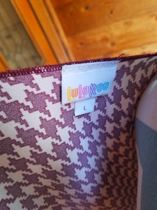 LARGE LULAROE HOUNDSTOOTH DUSTER